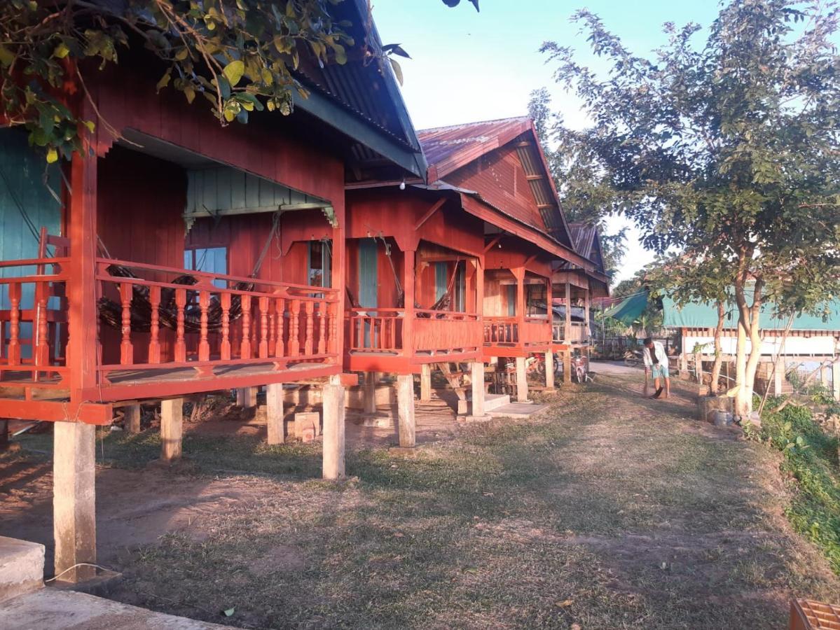 Mr. Phaos Riverview Guesthouse & Restaurant Ban Dondét Dış mekan fotoğraf